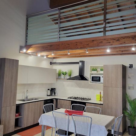 Casa Lorena Ντεζεντσάνο ντελ Γκάρντα Εξωτερικό φωτογραφία