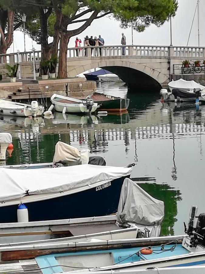 Casa Lorena Ντεζεντσάνο ντελ Γκάρντα Εξωτερικό φωτογραφία