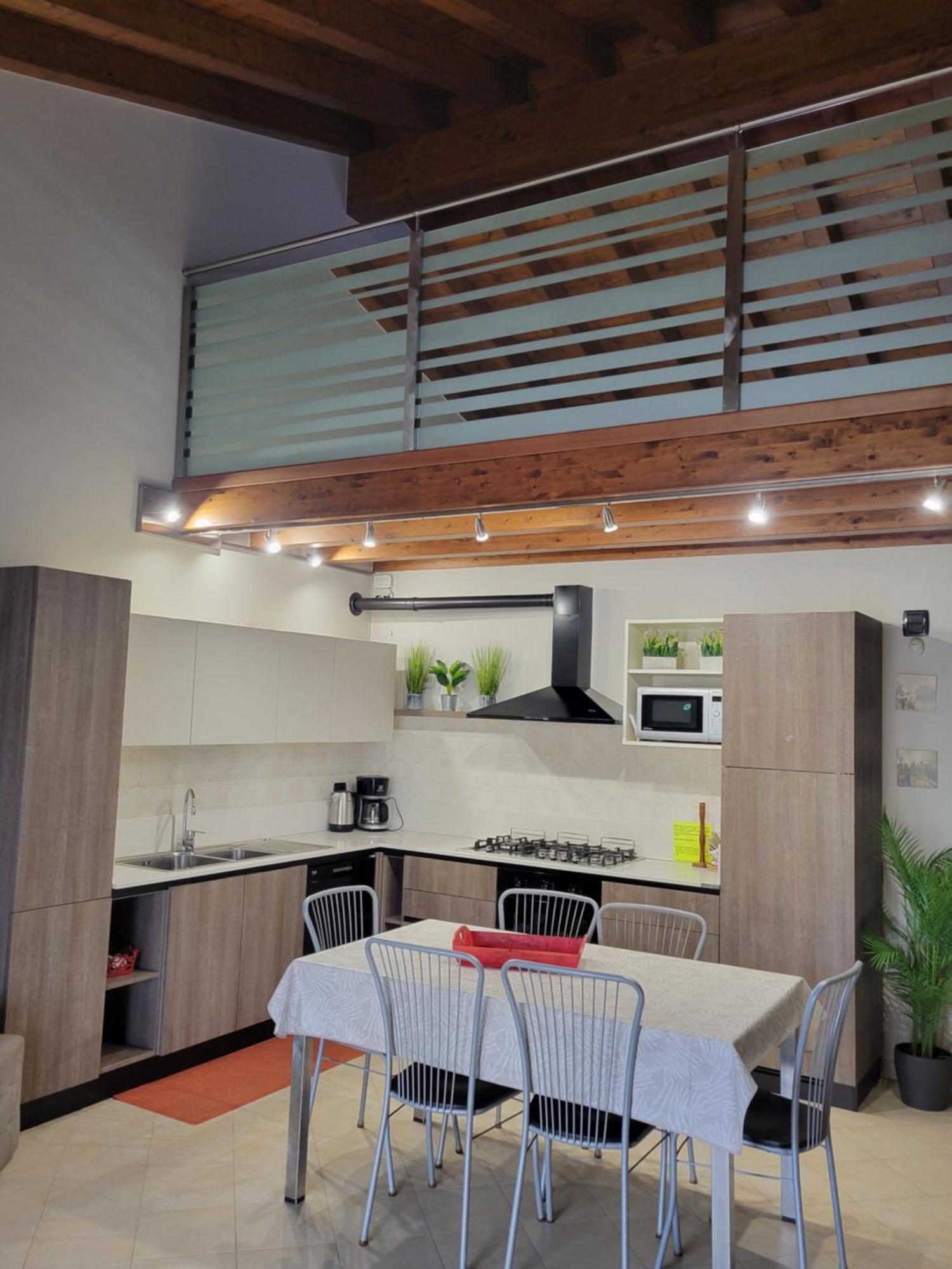 Casa Lorena Ντεζεντσάνο ντελ Γκάρντα Εξωτερικό φωτογραφία
